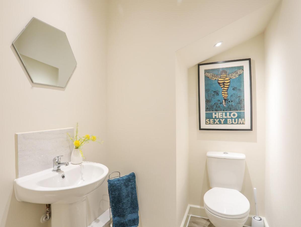 Swn Y Nant Villa Holyhead Ngoại thất bức ảnh