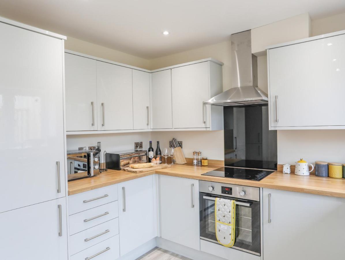 Swn Y Nant Villa Holyhead Ngoại thất bức ảnh