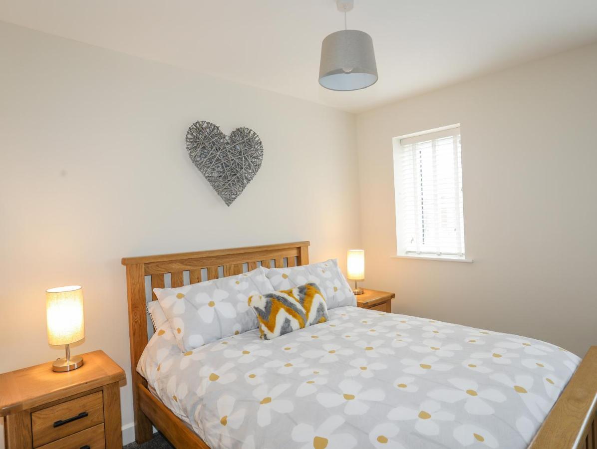 Swn Y Nant Villa Holyhead Ngoại thất bức ảnh