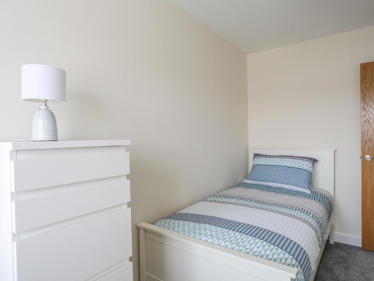 Swn Y Nant Villa Holyhead Ngoại thất bức ảnh